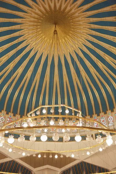Interior de la mezquita en Ammán, Jordania — Foto de Stock