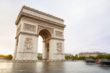 sabah, Fransa Paris Arc de Triomphe'ye