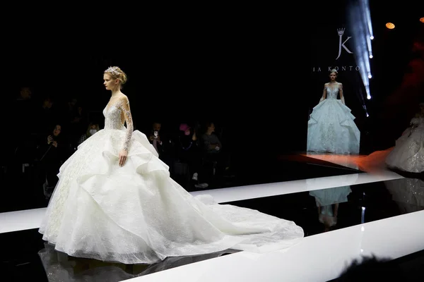 Milan Italy April 2022 Julia Kontogruni Fashion Show Model Catwalk — стокове фото