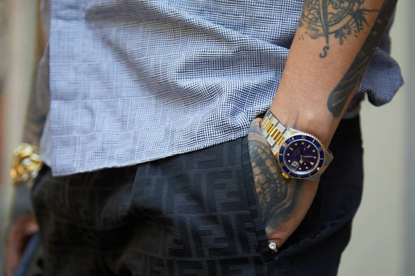 Milan Talya Haziran 2022 Çelik Altın Rolex Denizaltı Saat Elmas — Stok fotoğraf