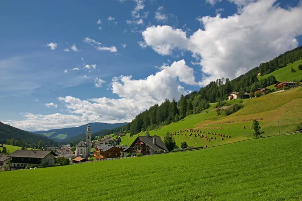 Sesto (Sesto) - Val Pusteria - Dolomiti — Foto Stock