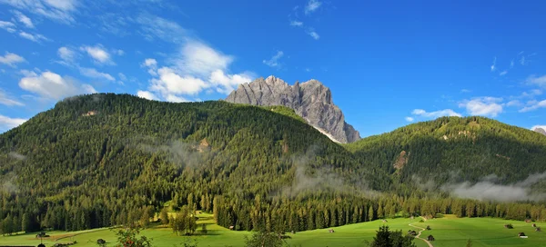 Beautiful panorama of the Dolomites - Sexten, Italy — Stock Photo, Image