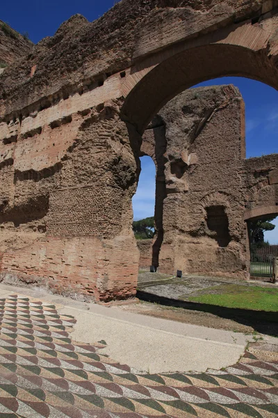 As ruínas das Termas de Caracala em Roma, Itália — Fotografia de Stock