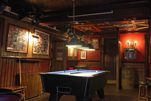 billiard room, in Scottish pub