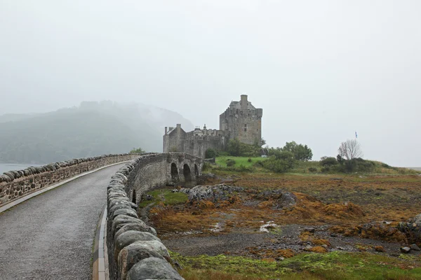 Nejslavnější hrad ve Skotsku. umístění highlander — Stock fotografie