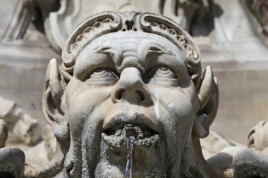 kalabalık Çeşmesi ve Panteon ünlü dönüm noktası dışında toplamak