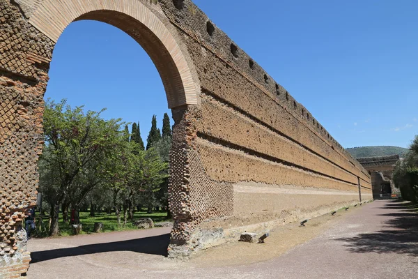 Ancient ruins of Hadrian's Villa (Villa Adriana in Italian) — Stock Photo, Image