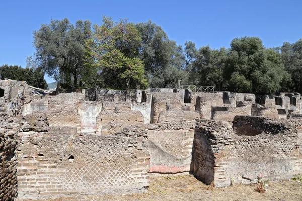 哈德良别墅的古代遗迹 (别墅在意大利的阿德里亚娜) — 图库照片