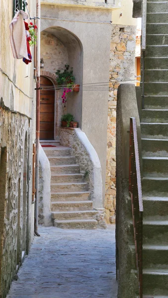 Gamla byn "slottet" i ön giglio, Toscana skärgård — Stockfoto