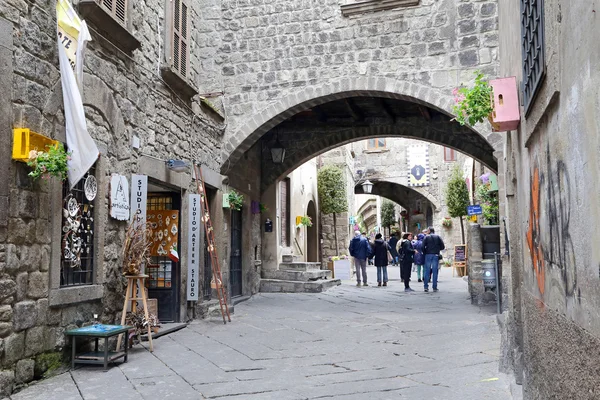 Exposition "San Pellegrino in Fiore in Viterbo". L "événement à San Pellegrino à Fiore voit la ville historique de Viterbe — Photo