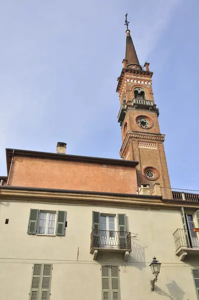 Antigua iglesia en Cuneo — Foto de Stock