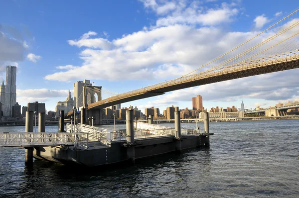 Manhattan från brooklyn bridge-området — Stockfoto