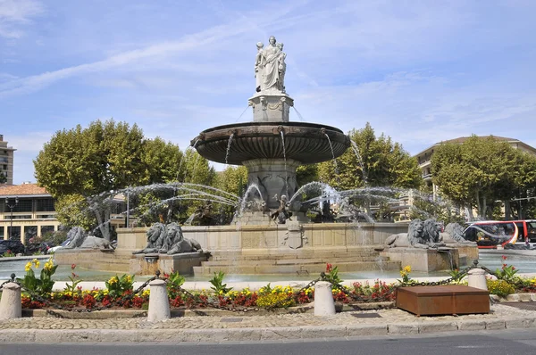 Brunnen in aix an provence — Stockfoto