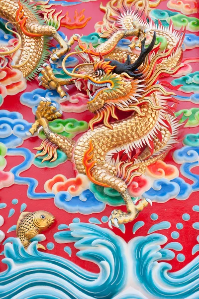 Chinese dragon statue — Stock Photo, Image