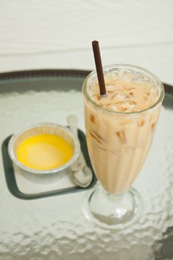 buzlu kahve latte ve kabak krema