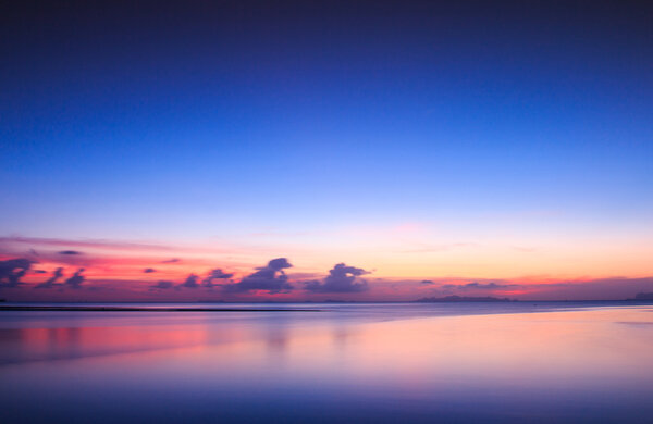 Красивый закат над морем, Самуи, Таиланд
