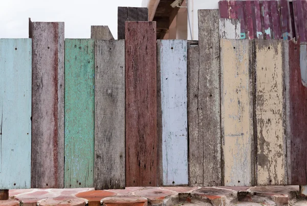 Grunge vintage fence — Stock Photo, Image