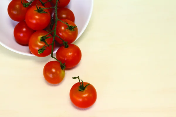 Verse, rijpe cherry tomaten — Stockfoto