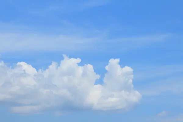 Witte wolk achtergrond — Stockfoto