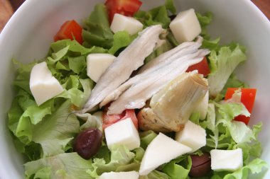 Beyaz yay yeşil salata