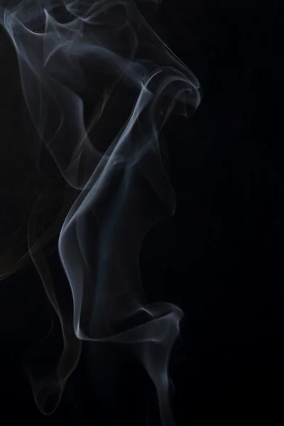 Humo abstracto sobre fondo oscuro — Foto de Stock