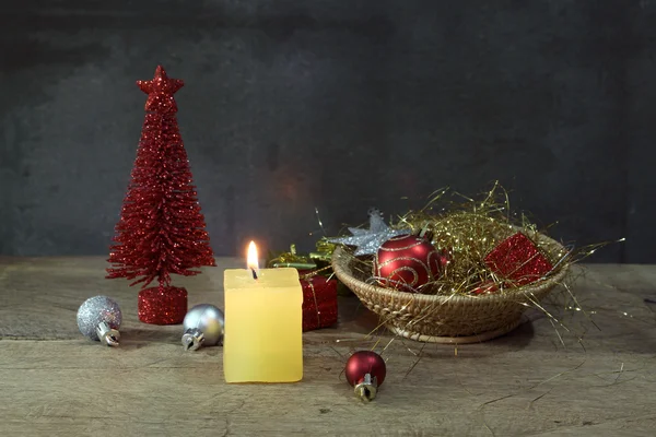 Svíčky světlo v noci vánoční — Stock fotografie