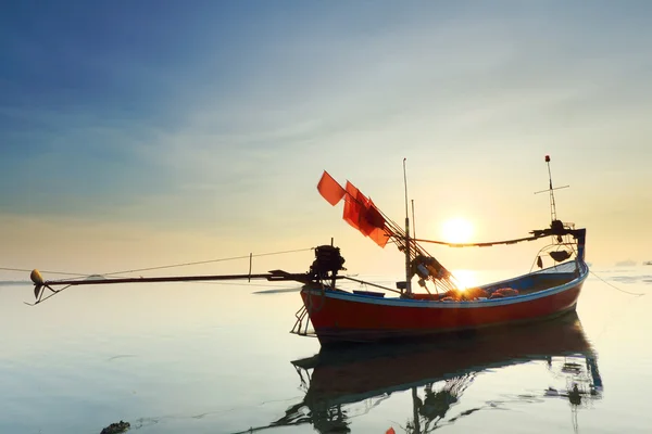 Longtail båt — Stockfoto