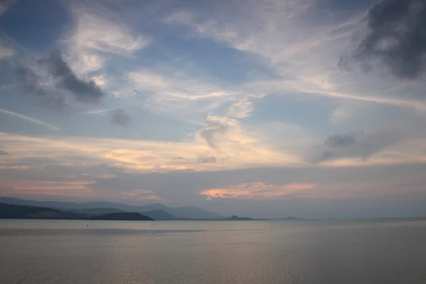 Tropikal gökyüzü günbatımı — Stok fotoğraf
