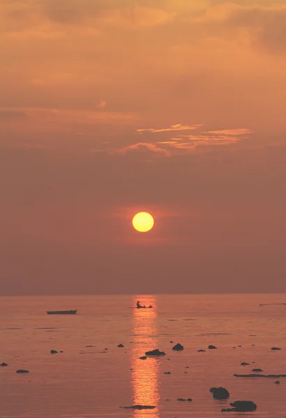 金色的夕阳海 — 图库照片