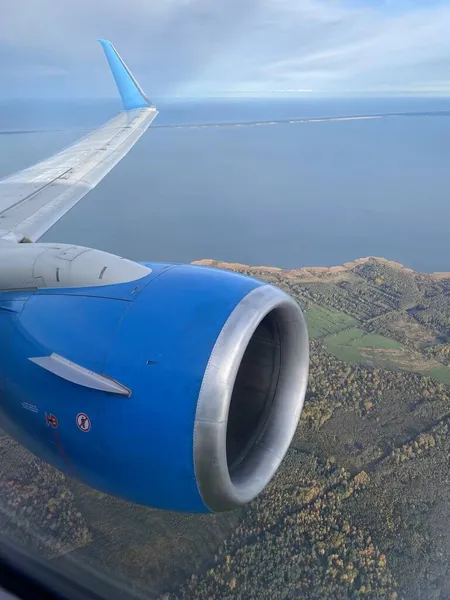 Olhar Pela Janela Avião Vista Dentro Avião Enquanto Voa — Fotografia de Stock