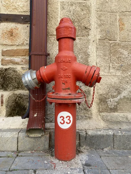 Röd Brandpost Nära Vintage Stenmur Antalya Gamla Stan Antalya Provinsen — Stockfoto