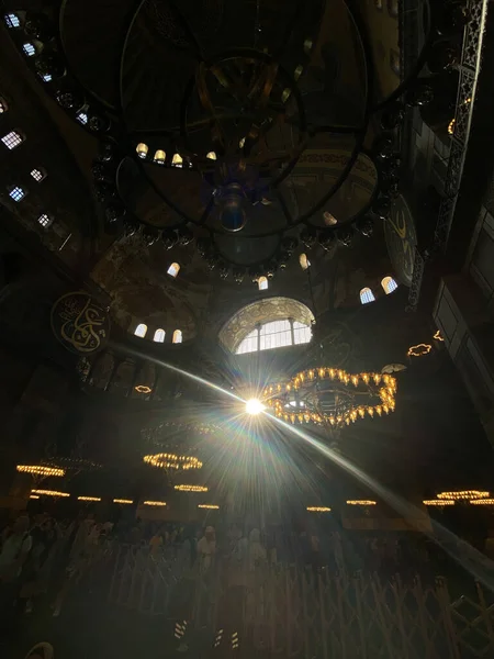 Sophie Katedrali, Ayasofya, İstanbul, Türkiye - Sophie Camii 'nin içinde 