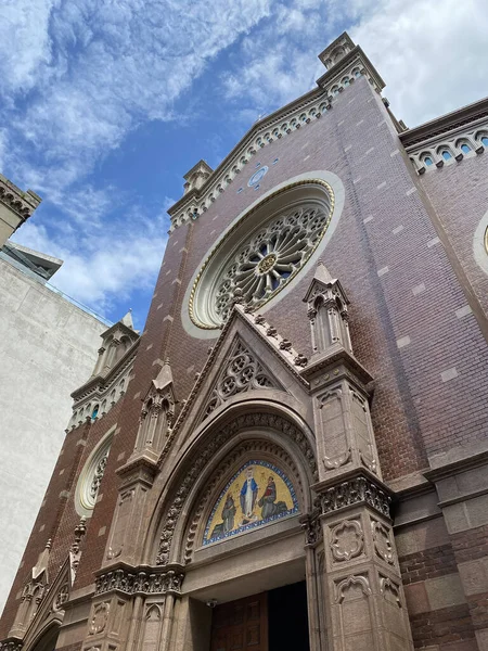 İSTANBUL, TURKEY - St. Antuan Kilisesi, diğer adıyla Sant 'Antonio di Padova Kilisesi, Aziz Antonio di Padova, İstanbul' da St. Antoine