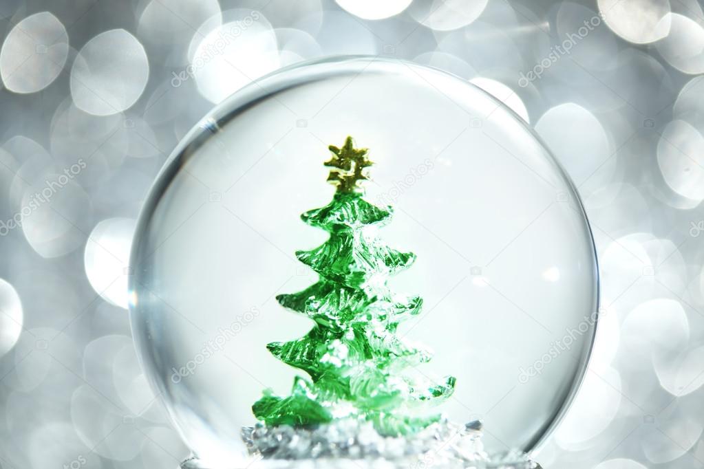 Snow globe with Christmas tree