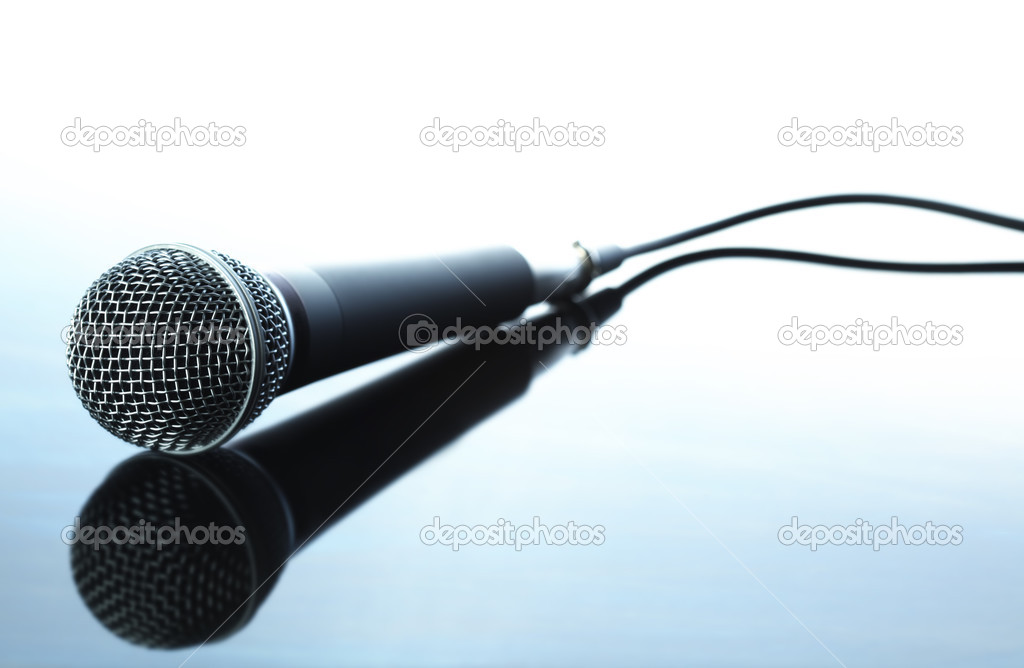 Microphone