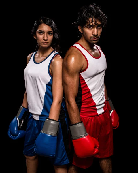 Male and Female Boxers — Stock Photo, Image