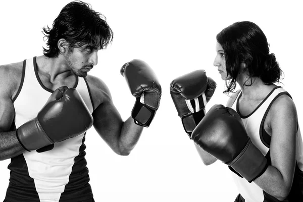 Мужские и женские боксеры — стоковое фото