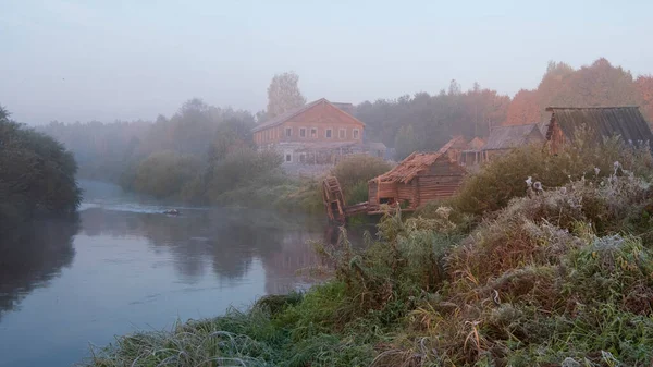 Traditional Russian Village River Wooden Water Mill Autumn Fog First — Stock Photo, Image
