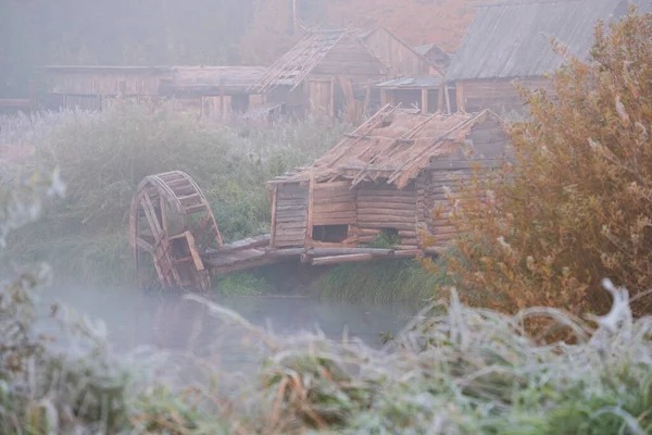 Wooden Water Mill Autumn Fog First Frost — Stock Photo, Image