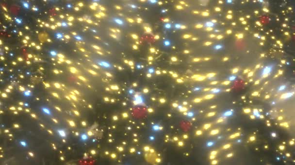 Viele Lichter von rot gelb blau grün, die Wirkung der Verwischung der Lichter. Illumination am Weihnachtsbaum — Stockvideo