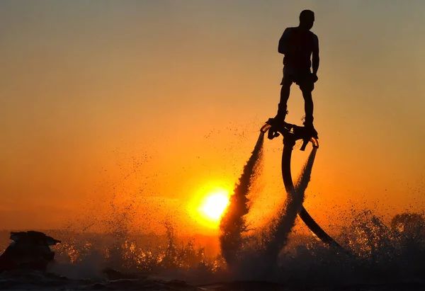 Die Neue Spektakuläre Sportart Das Flyboard Wird Der Küste Des — Stockfoto