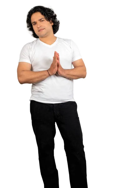 Νεαρός Ινδός Άνδρας Φορώντας Λευκό Μπλουζάκι Μπροστά Ποζάρουν — Φωτογραφία Αρχείου