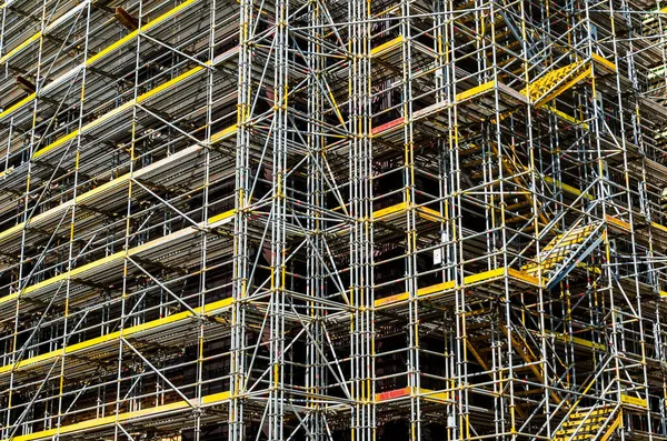 Skele Platformu Formu Inşaat Sahasında Yapısını Desteklemek Için Geçici Yapı — Stok fotoğraf