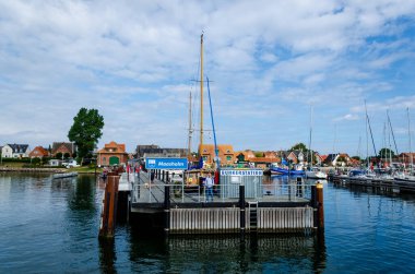 Maasholm, Almanya - 07 Eylül 2021: Maasholm Limanı