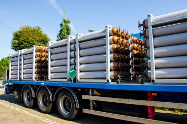 Sıkıştırılmış doğalgazın taşınması için mobil gaz yakıtçısı (CNG)