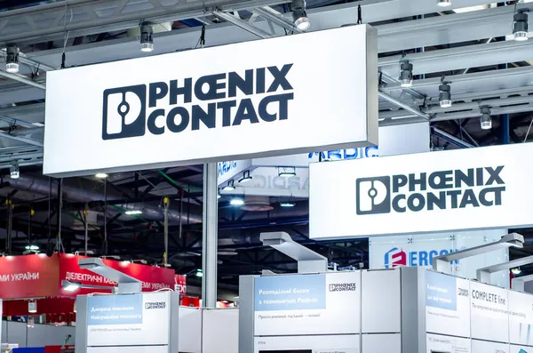 Киев Украина Октября 2021 Года Выставочный Стенд Phoenix Contact — стоковое фото