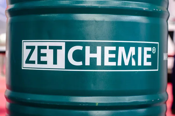 Kyiv Ukraina November 2021 Barrel Dengan Logo Zet Chemie — Stok Foto