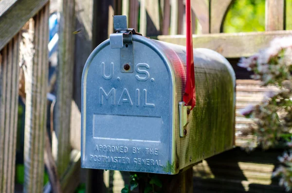 Vintage Metal Post Mail Box — Stock Photo, Image