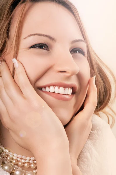 Beautiful happy caucasian woman — Stock Photo, Image