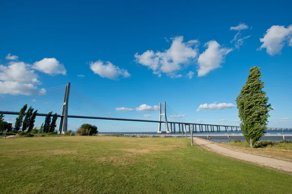 Puente de Vasco da Gama —  Fotos de Stock